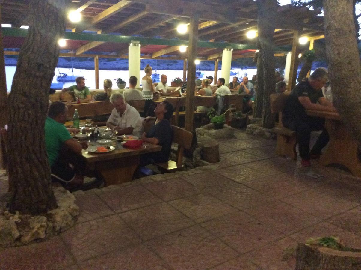 Poseidon Holiday Guesthouse Žirje 外观 照片